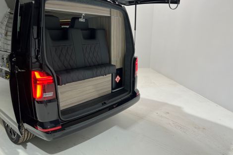 Volkswagen TRANSPORTER T28 SWB DIESEL 2.0 TDI 150 Highline Van DSG